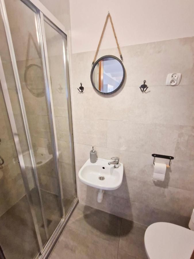 Zielona Przystan Hotel Manasterz Buitenkant foto