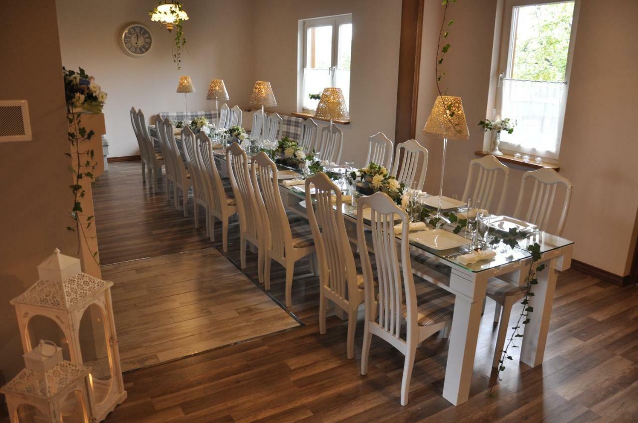 Zielona Przystan Hotel Manasterz Buitenkant foto