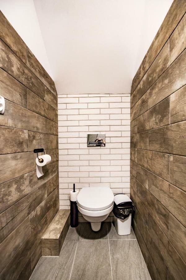 Zielona Przystan Hotel Manasterz Buitenkant foto