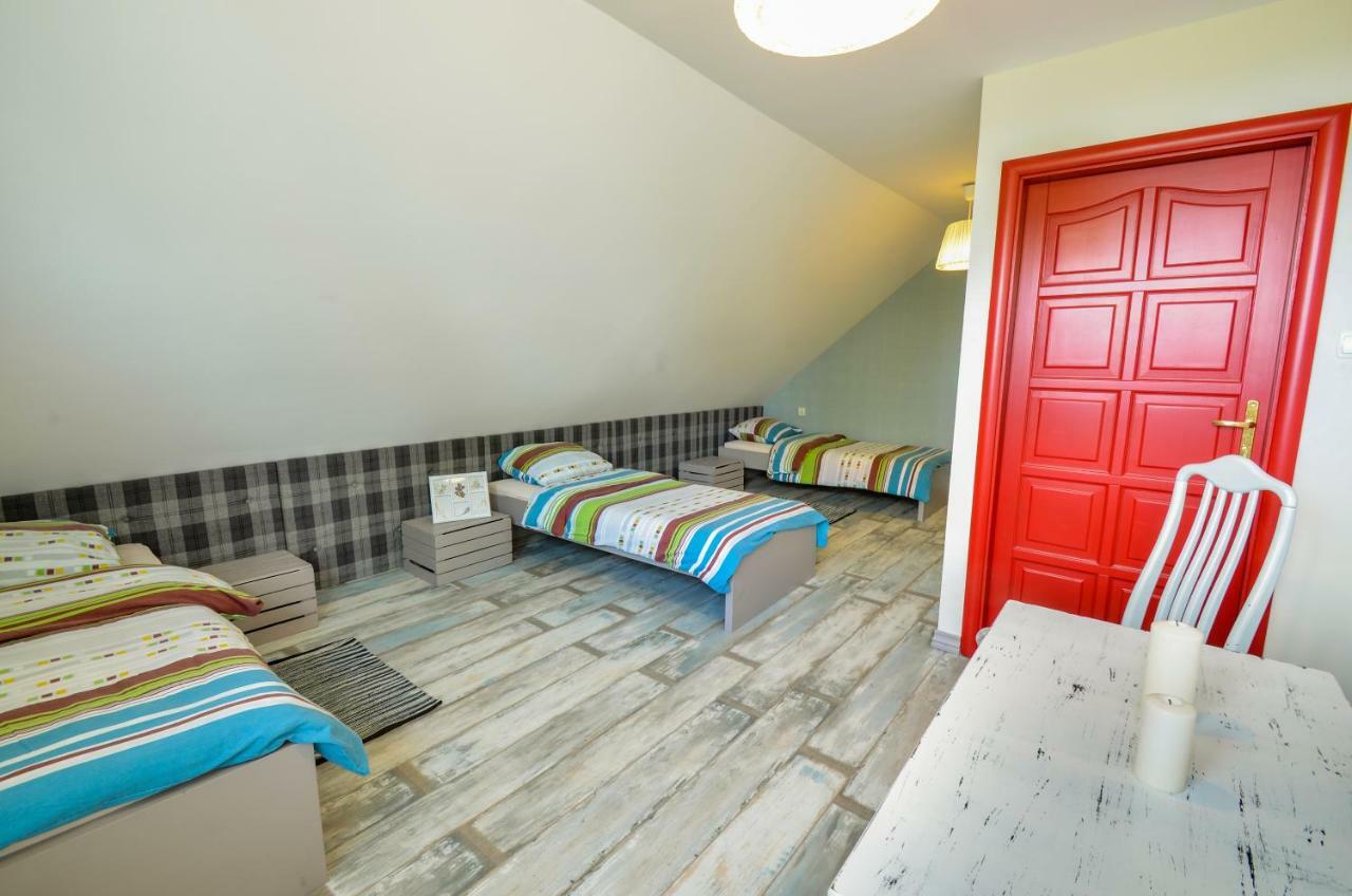 Zielona Przystan Hotel Manasterz Buitenkant foto